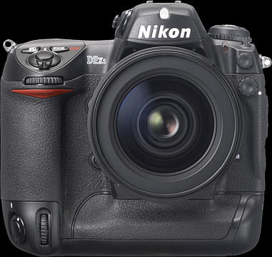 Nikon D2XS