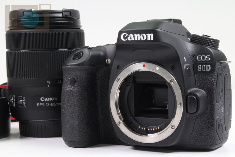 買取実績】Canon EOS 80D EF-S18-135 IS USM レンズキット 2021年10月