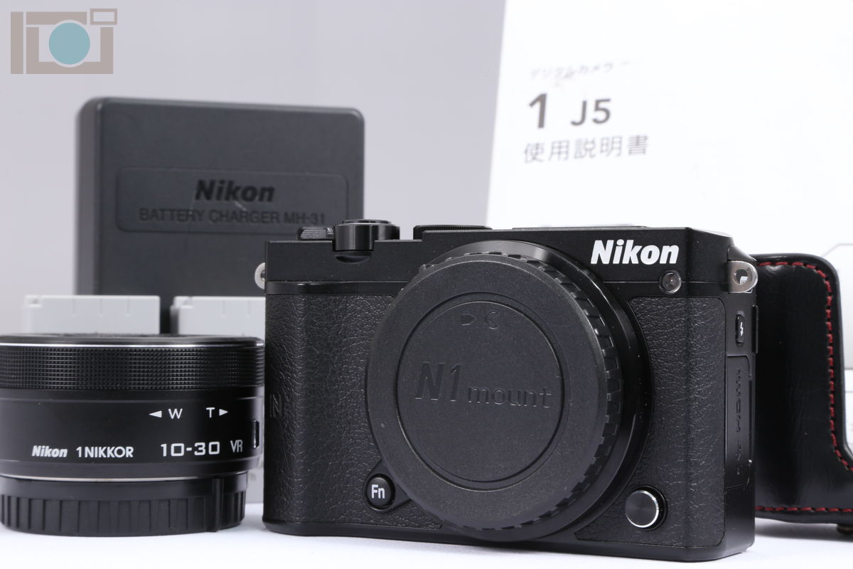 2023年05月22日に買取させていただいたNikon Nikon 1 J5 標準パワーズームレンズキット ブラックの画像