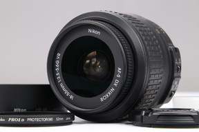2024年05月16日に一心堂が買取したNikon AF-S DX NIKKOR 18-55mm F3.5-5.6G VRの画像