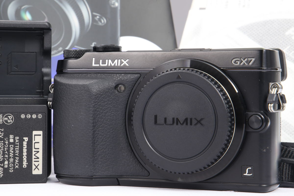 2024年05月16日に買取させていただいたPanasonic LUMIX GX7 ボディ DMC-GX7 ブラックの画像