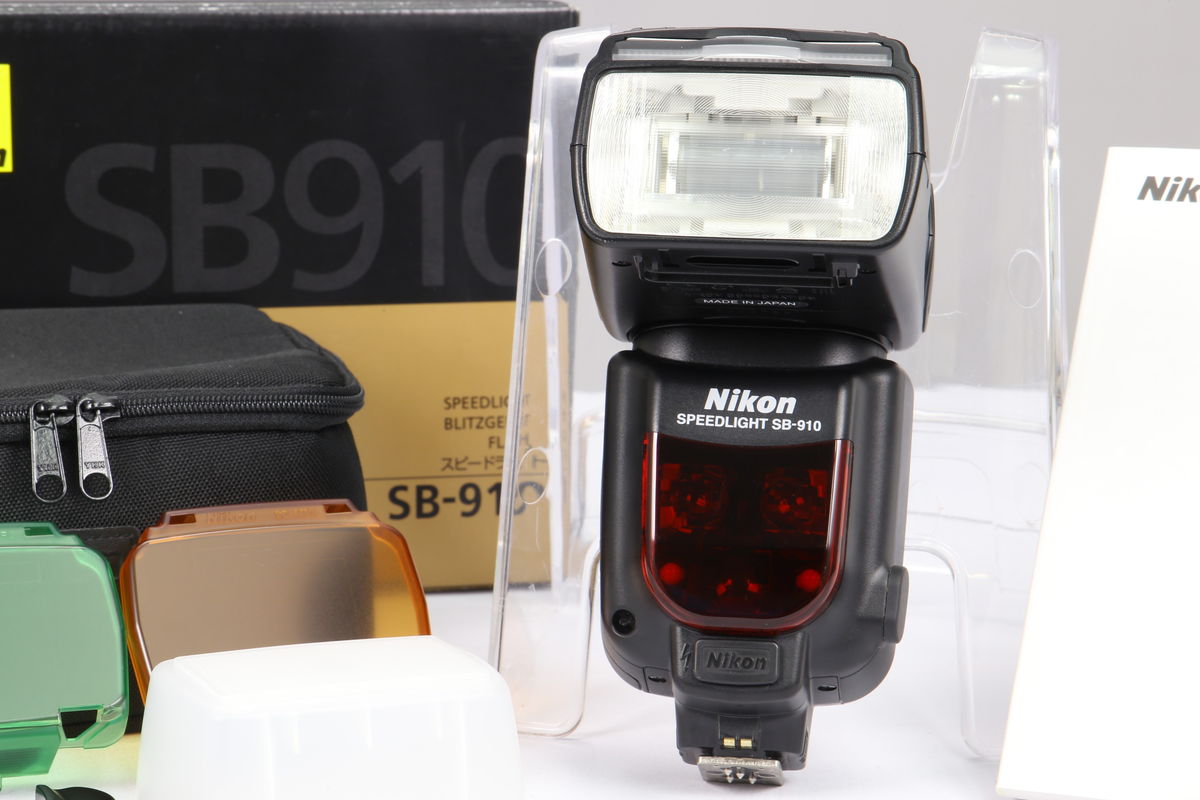 2024年07月17日に買取させていただいたNikon SB-910の画像