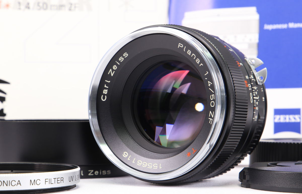 2024年09月21日に一心堂が買取したCarl Zeiss Planar T* 50mm F1.4  ZF [Fマウント]の画像