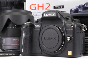 2024年09月24日に一心堂が買取したPanasonic LUMIX GH2 望遠ズームレンズキット DMC-GH2H ブラックの画像