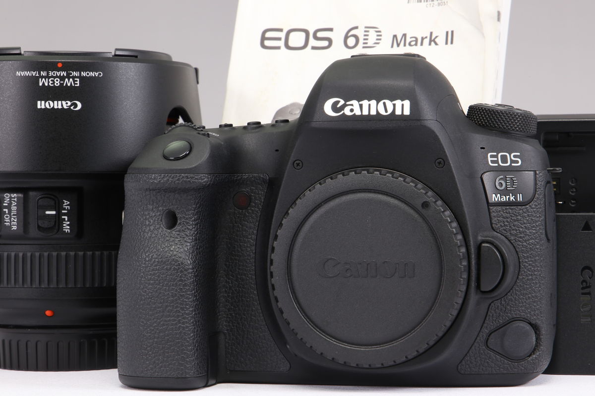 2024年09月21日に一心堂が買取したCanon EOS 6D Mark II EF24-70 F4L IS USM レンズキットの画像