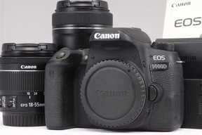 2024年09月25日に一心堂が買取したCanon EOS 9000D ダブルズームキットの画像