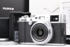 2024年11月14日に一心堂が買取したFUJIFILM X100F シルバーの画像