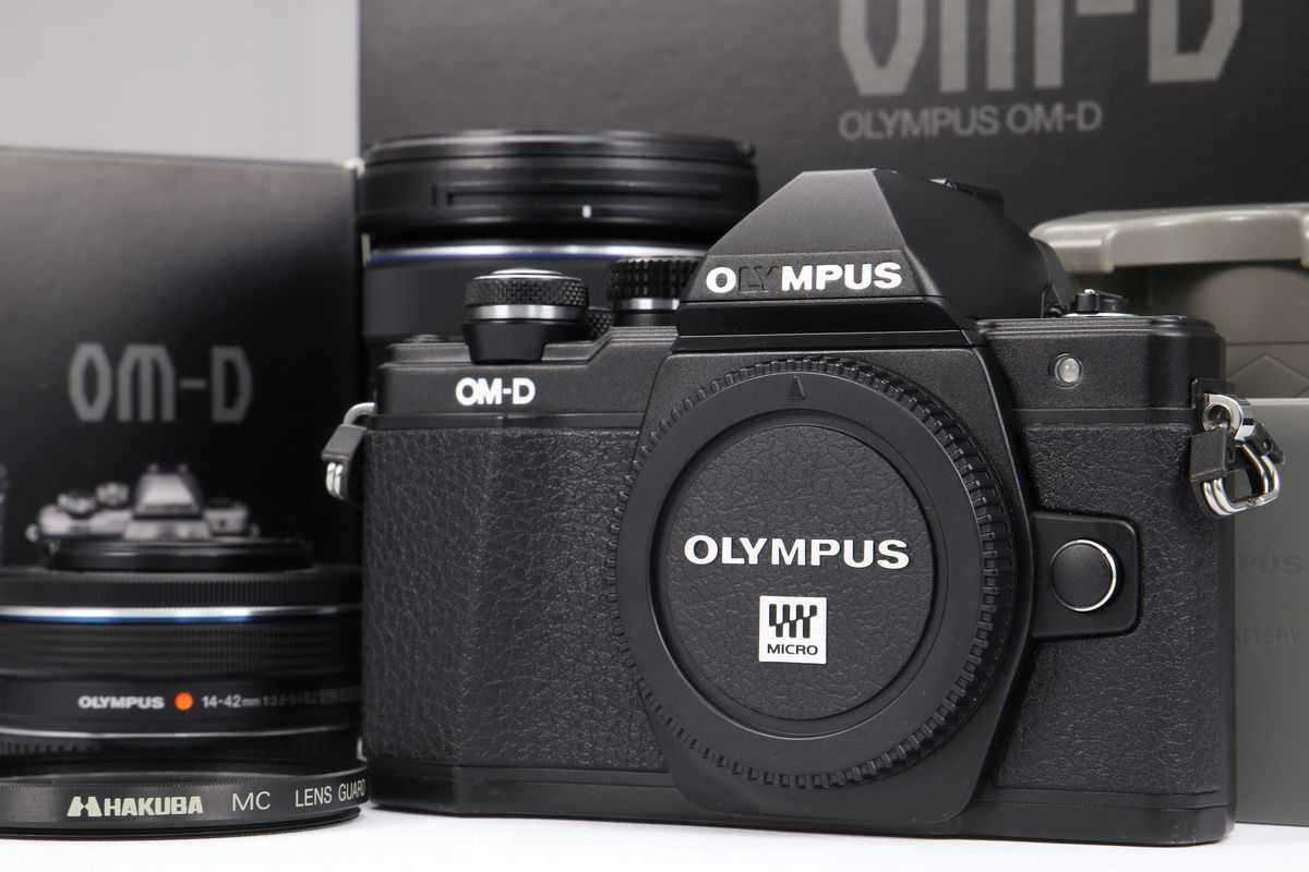 2024年12月06日に一心堂が買取したOLYMPUS OM-D E-M10 Mark II EZダブルズームキット ブラックの画像