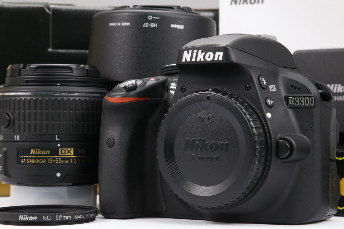 2024年12月18日に一心堂が買取したNikon D3300 ダブルズームキット ブラックの画像