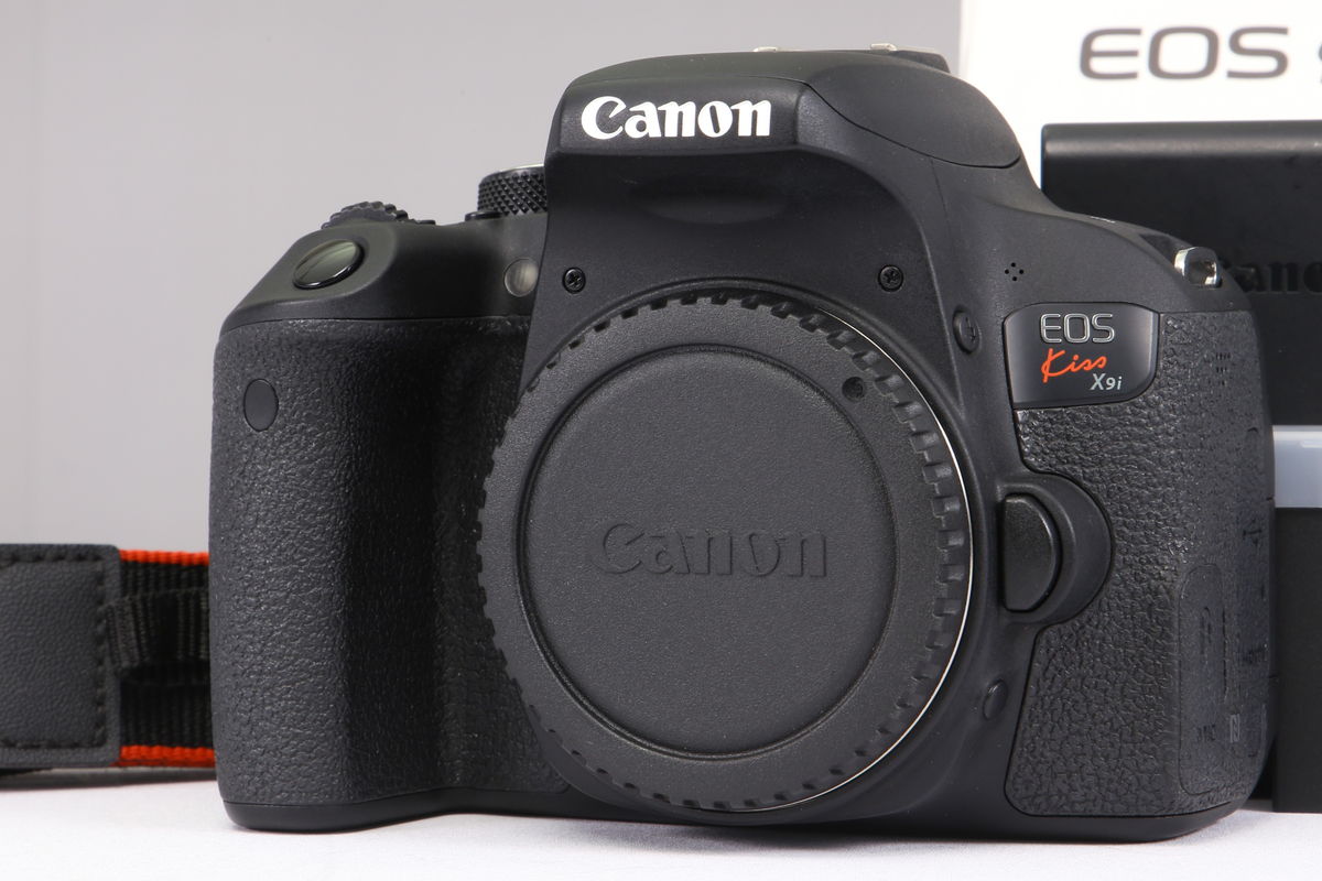 2024年12月23日に一心堂が買取したCanon EOS Kiss X9i ダブルズームキットの画像