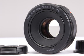 2025年06月10日に一心堂が買取したCanon EF50mm F1.8 STMの画像