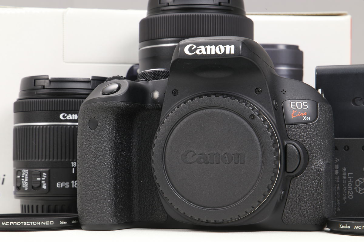 2025年05月19日に買取させていただいたCanon EOS Kiss X9i ダブルズームキットの画像