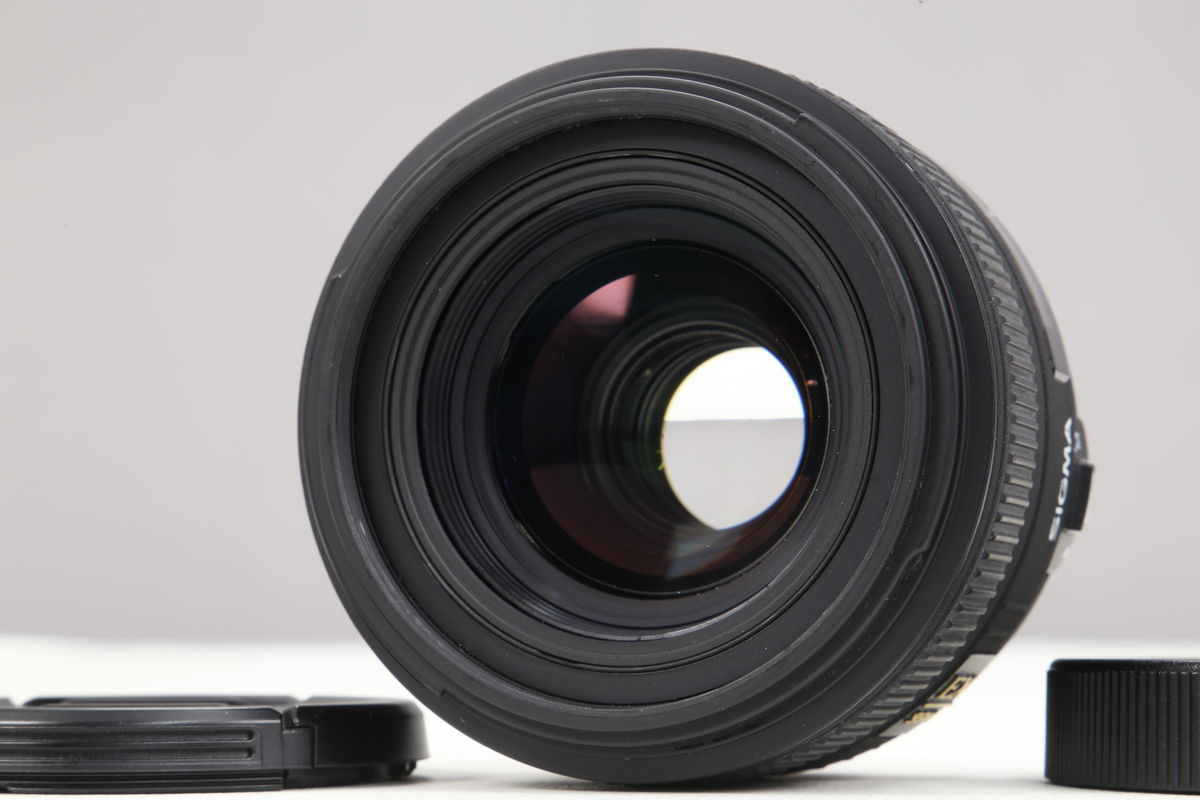 2025年05月14日に一心堂が買取したSIGMA 30mm F1.4 EX DC HSM [EFマウント]の画像