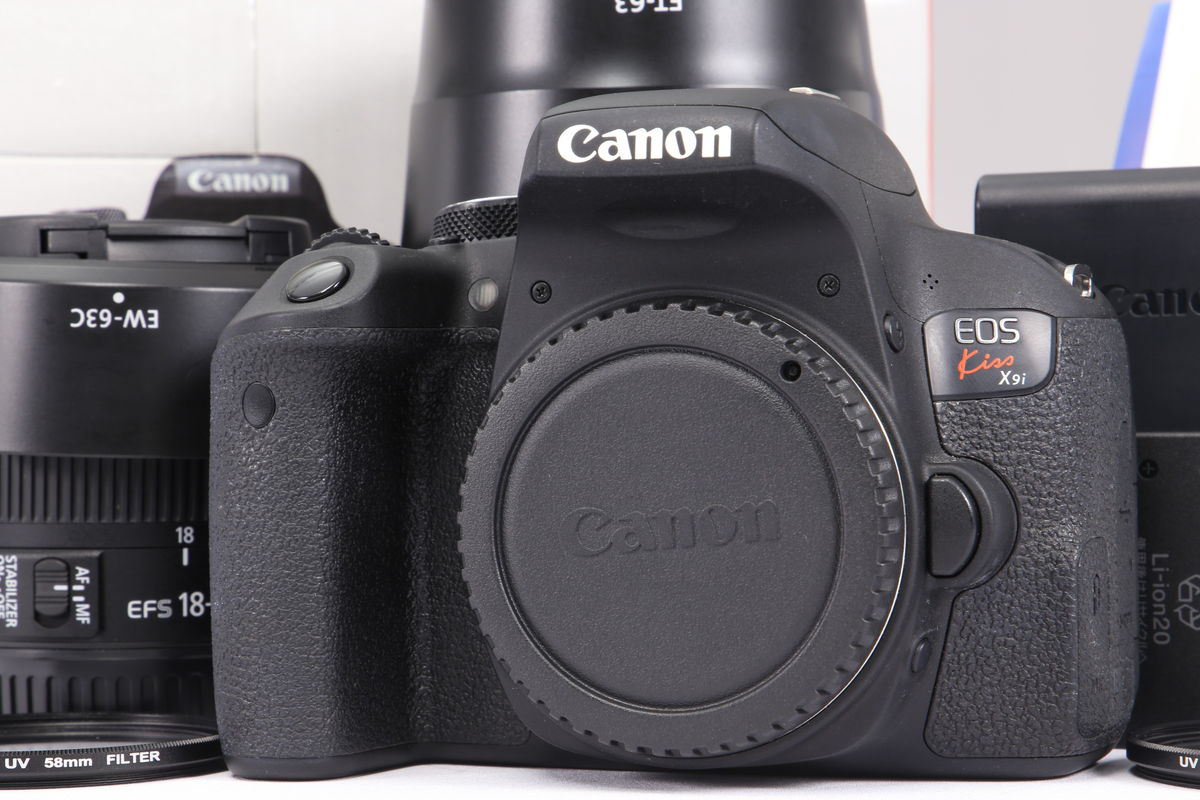 2025年05月15日に一心堂が買取したCanon EOS Kiss X9i ダブルズームキットの画像