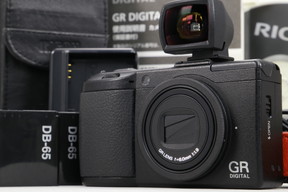 2025年06月19日に一心堂が買取したRICOH GR DIGITAL IIIの画像