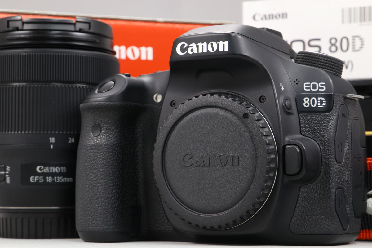 2025年06月20日に一心堂が買取したCanon EOS 80D EF-S18-135 IS USM レンズキットの画像
