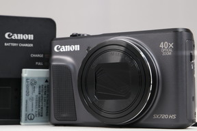 2025年06月30日に一心堂が買取したCanon PowerShot SX720 HS ブラックの画像