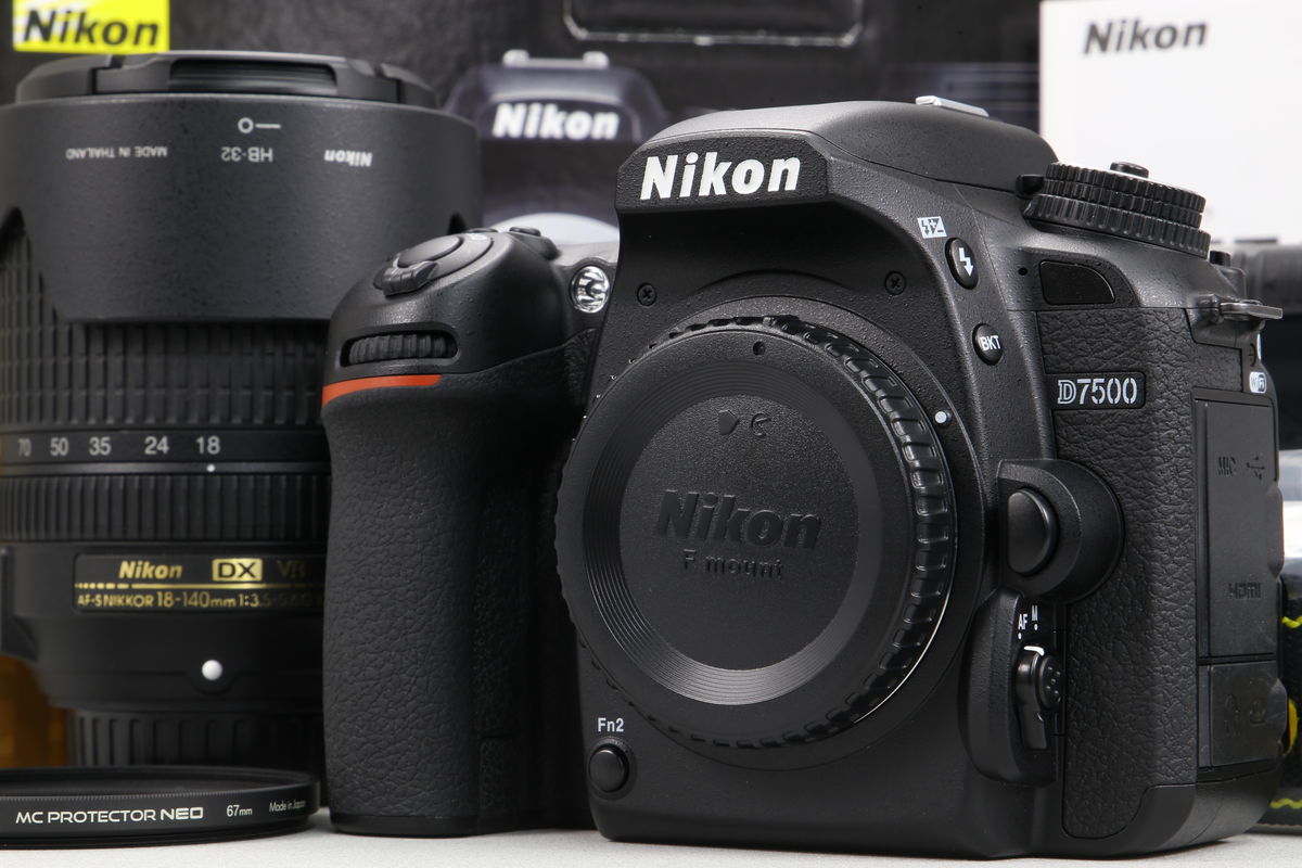 2025年07月07日に一心堂が買取したNikon D7500 18-140 VR レンズキットの画像