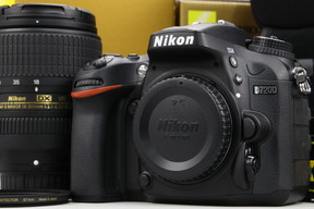 2025年07月09日に一心堂が買取したNikon D7200 18-300 VR スーパーズームキットの画像