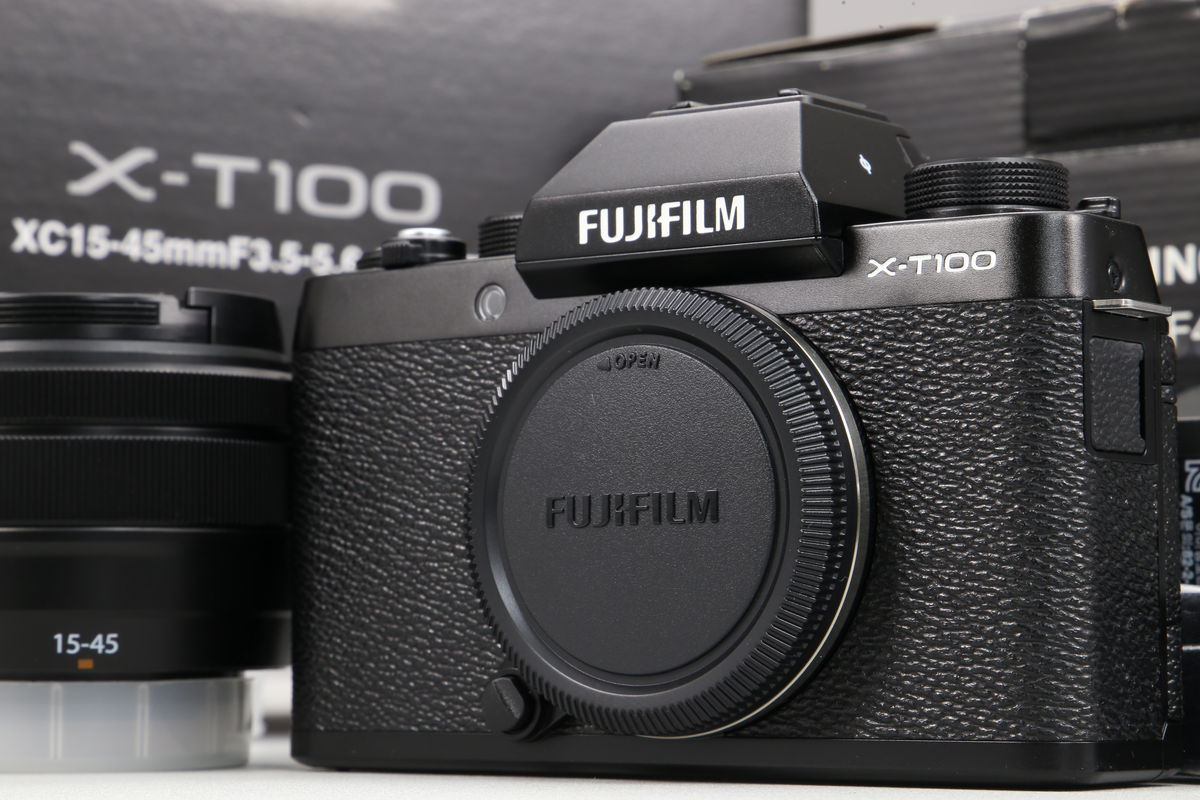 2025年07月29日に一心堂が買取したFUJIFILM X-T100 ダブルズームレンズキット ブラックの画像