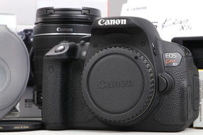 2025年08月25日に一心堂が買取したCanon EOS Kiss X7i EF-S18-135 IS STM レンズキットの画像