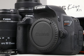 2025年08月08日に一心堂が買取したCanon EOS Kiss X7i ダブルズームキットの画像