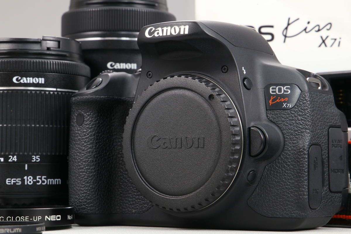 2025年08月08日に一心堂が買取したCanon EOS Kiss X7i ダブルズームキットの画像