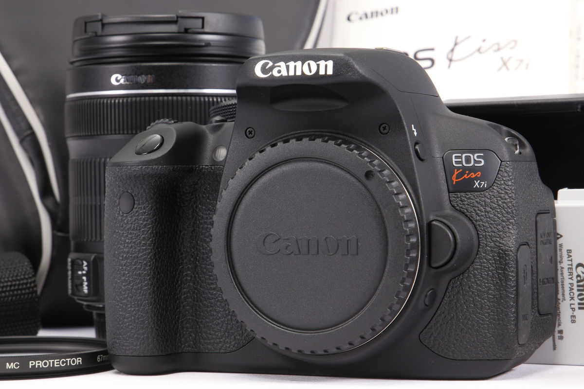 2025年08月20日に一心堂が買取したCanon EOS Kiss X7i EF-S18-135 IS STM レンズキットの画像