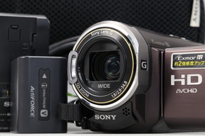 2025年08月28日に一心堂が買取したSONY HDR-CX370V ボルドーブラウンの画像