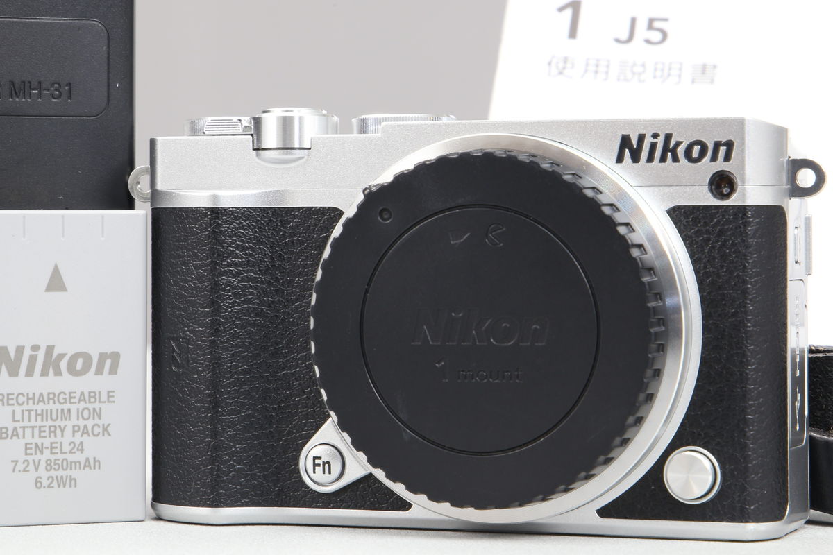 2025年09月01日に一心堂が買取したNikon Nikon 1 J5 ボディ シルバーの画像