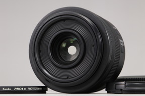 2025年09月16日に一心堂が買取したCanon RF35mm F1.8 MACRO IS STMの画像