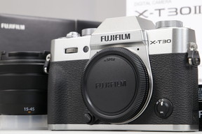2025年09月04日に一心堂が買取したFUJIFILM X-T30 II XC15-45mm レンズキット シルバーの画像