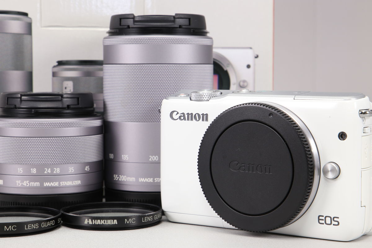 2025年09月09日に一心堂が買取したCanon EOS M10 ダブルズームキット ホワイトの画像