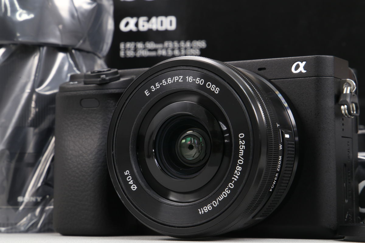 2025年09月15日に買取させていただいたSONY α6400 ダブルズームレンズキット ILCE-6400Y ブラックの画像