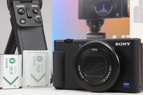 2025年10月01日に一心堂が買取したSONY VLOGCAM ZV-1 シューティンググリップキット ZV-1G ブラックの画像