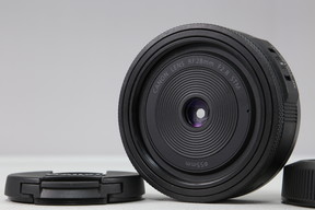 2025年10月29日に一心堂が買取したCanon RF28mm F2.8 STMの画像