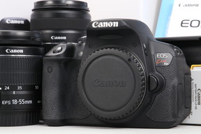 2025年10月28日に一心堂が買取したCanon EOS Kiss X6i ダブルズームキットの画像