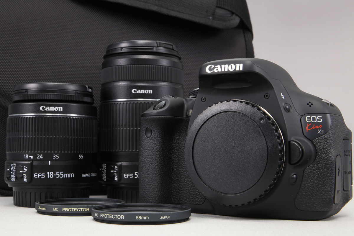 2025年12月02日に一心堂が買取したCanon EOS Kiss X5 ダブルズームキットの画像