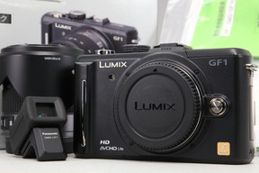 2025年11月30日に一心堂が買取したPanasonic LUMIX GF1 ズームレンズキット DMC-GF1Kの画像