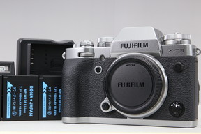 2025年12月12日に一心堂が買取したFUJIFILM X-T3 ボディ シルバーの画像