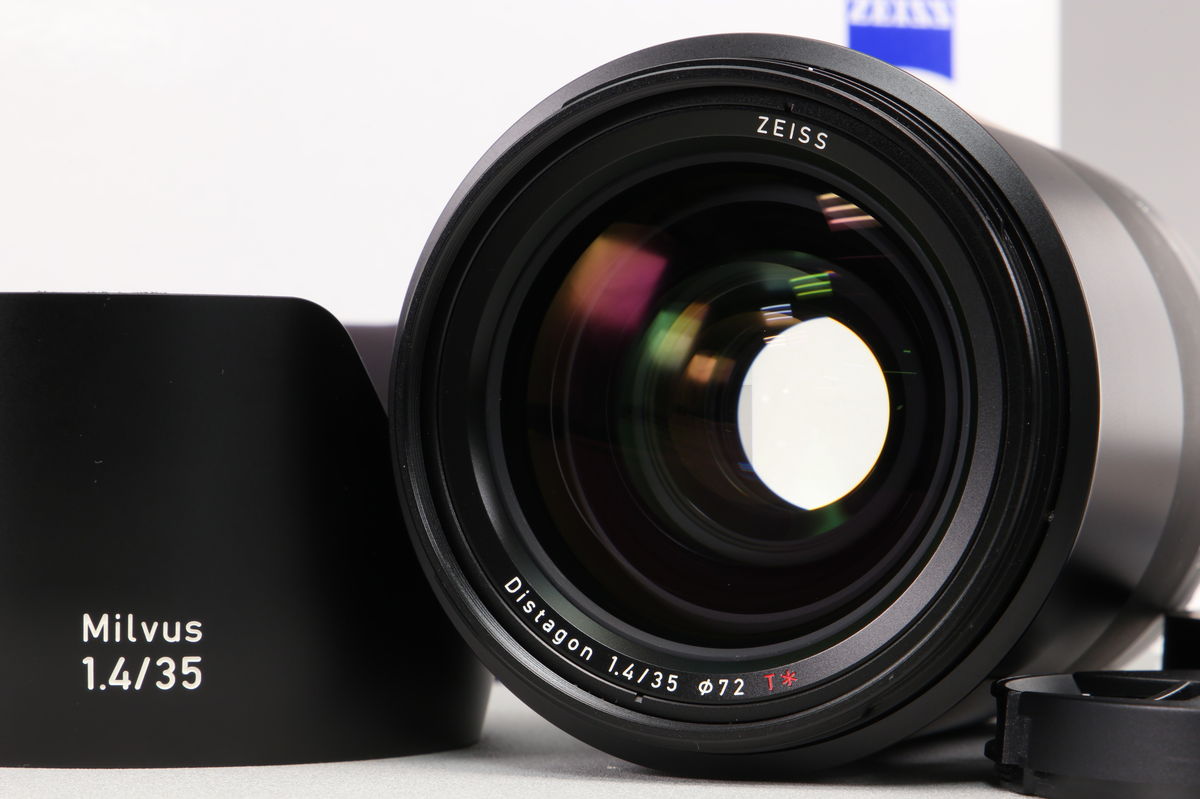 2026年01月07日に買取させていただいたCarl Zeiss Milvus 35mm F1.4 ZE [EFマウント]の画像