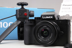 2026年01月15日に一心堂が買取したPanasonic LUMIX G100 トライポッドグリップキット DC-G100Vの画像