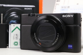 2026年01月21日に一心堂が買取したSONY Cyber-shot RX100III DSC-RX100M3の画像