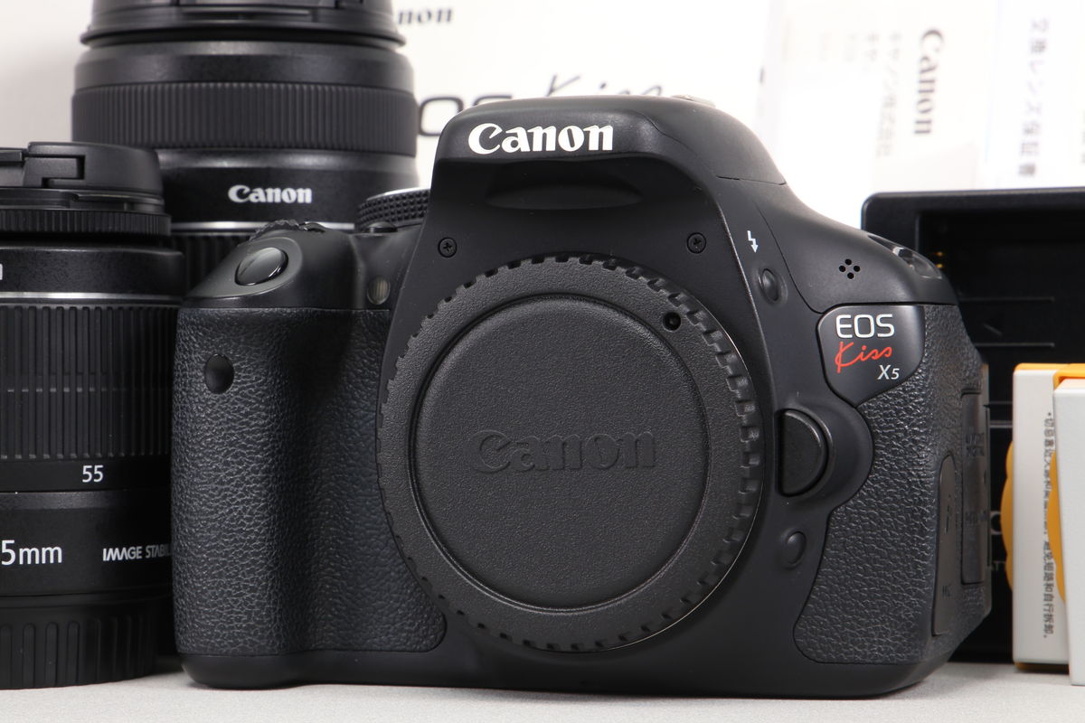2026年01月22日に買取させていただいたCanon EOS Kiss X5 ダブルズームキットの画像