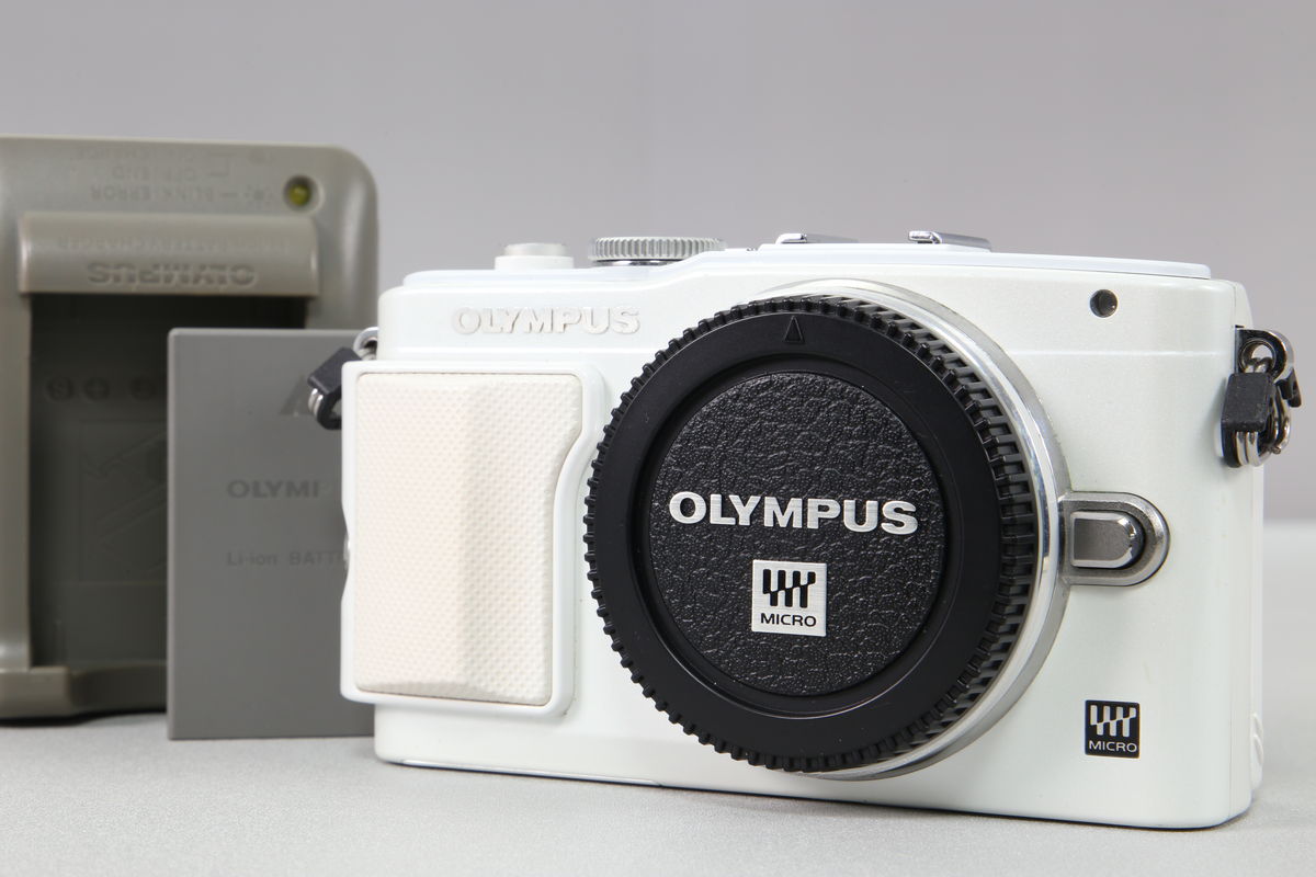 2026年02月09日に買取させていただいたOLYMPUS PEN Lite E-PL6 ボディ ホワイトの画像