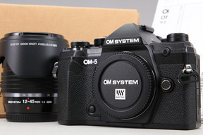 2026年03月05日に一心堂が買取したOM SYSTEM OM-5 12-45mm F4.0 PRO レンズキット ブラックの画像
