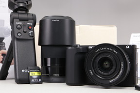 2026年03月17日に一心堂が買取したSONY VLOGCAM ZV-E10 II ダブルズームレンズキット ZV-E10M2X ブラックの画像