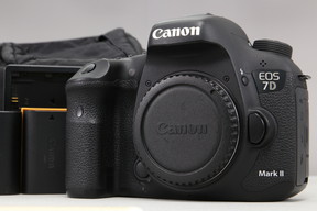 2026年04月03日に一心堂が買取したCanon EOS 7D Mark II ボディの画像