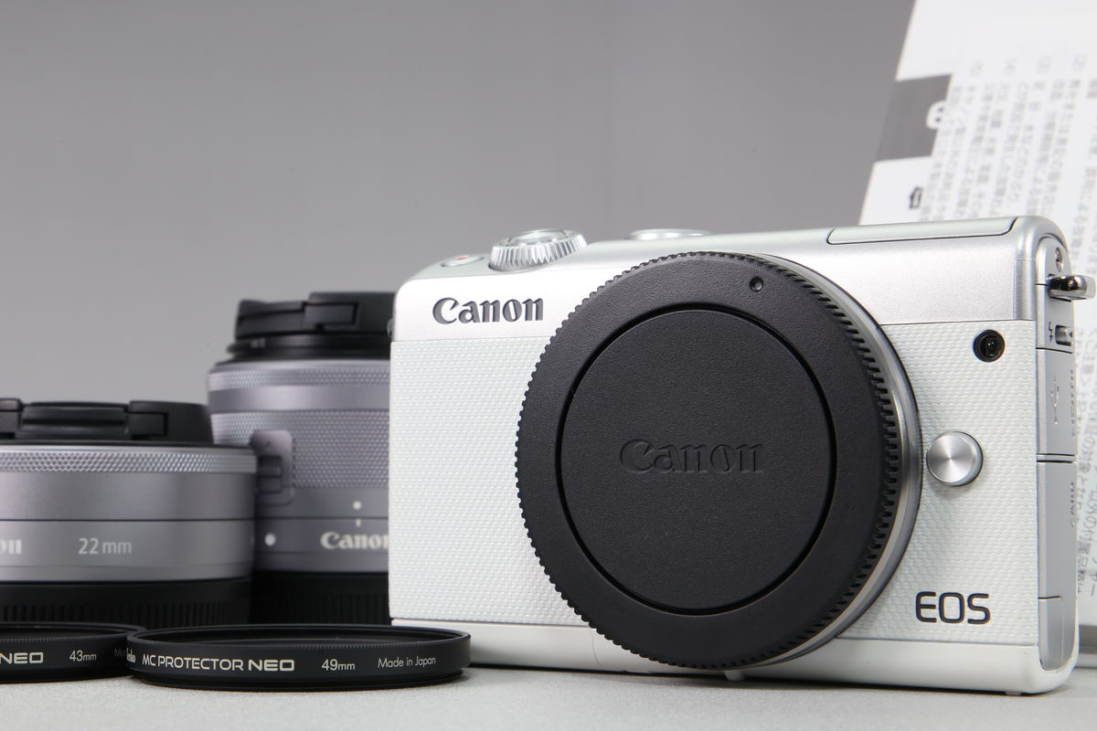 2026年04月06日に買取させていただいたCanon EOS M100 ダブルレンズキット ホワイトの画像