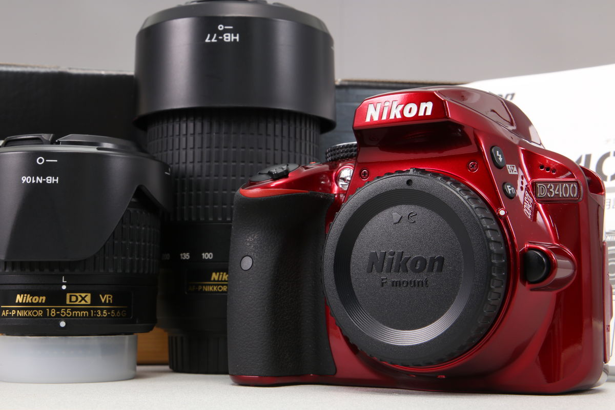 2026年04月18日に買取させていただいたNikon D3400 ダブルズームキット レッドの画像